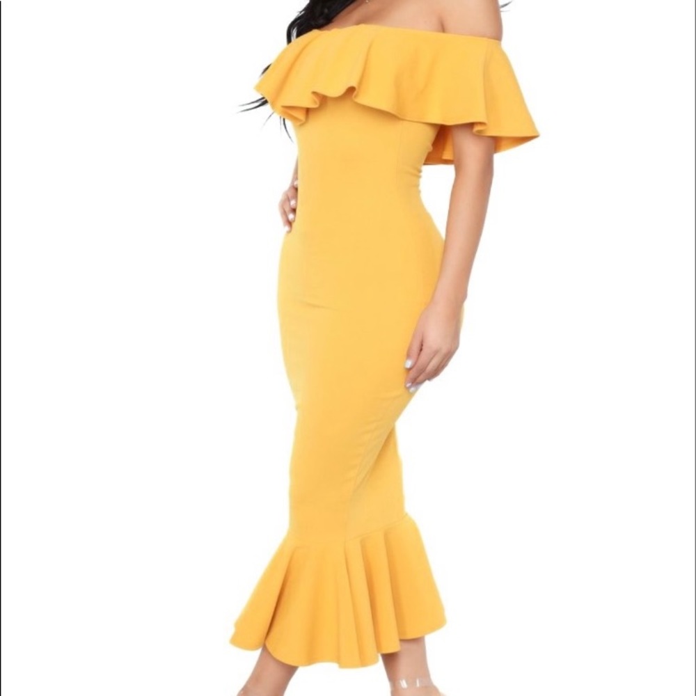 Fabulous Fashion Nova Gold Summer Dress